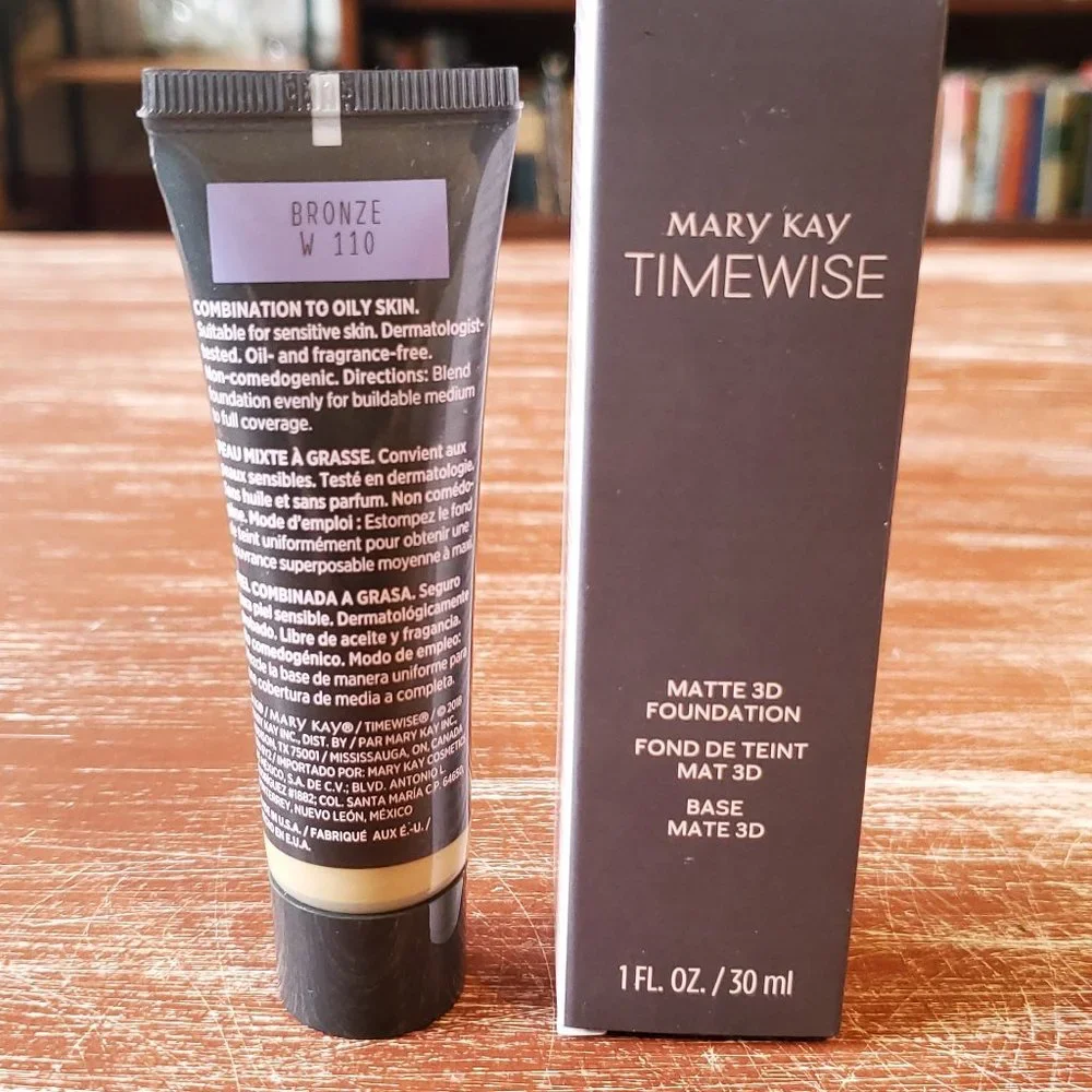 Bronze W 110 Matte 3D Foundation - Mary Kay